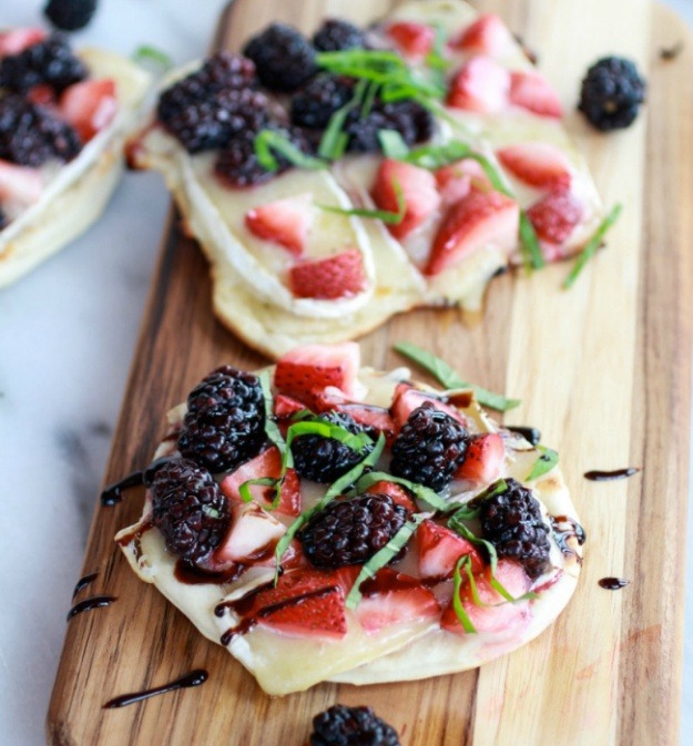 Berry Pizza Crisps