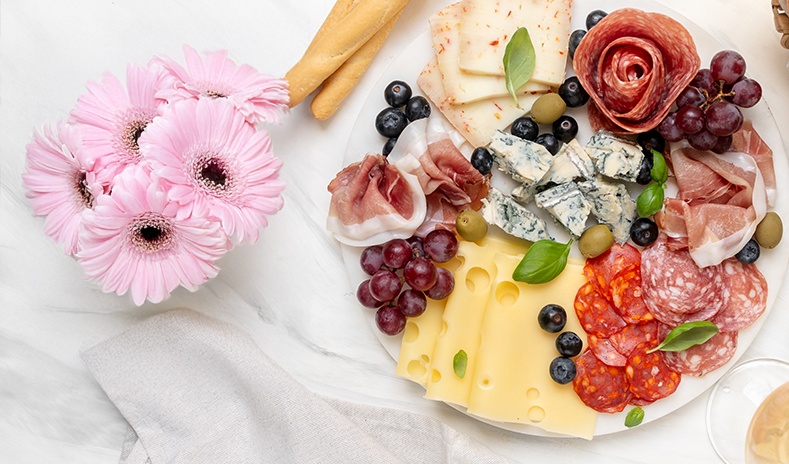  delicious cheeses spring tablscape